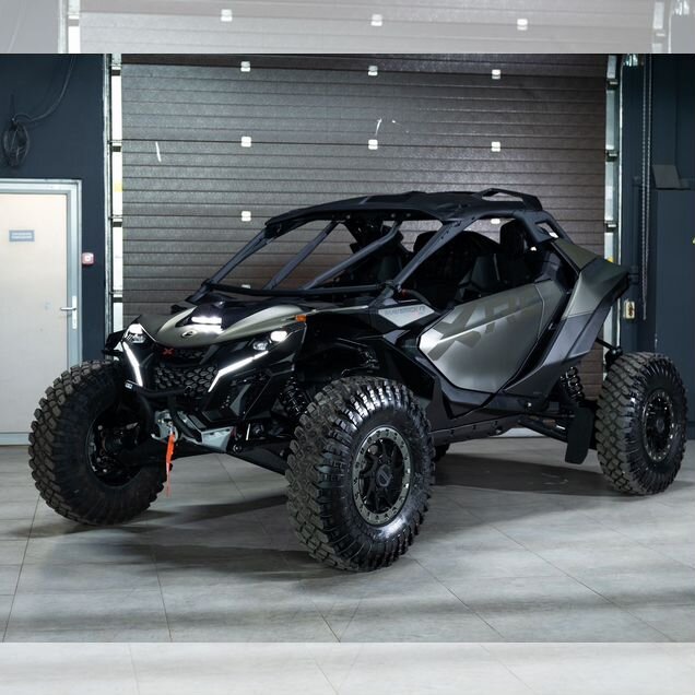 BRP Can-Am Maverick R X RC, 2026, 1 км