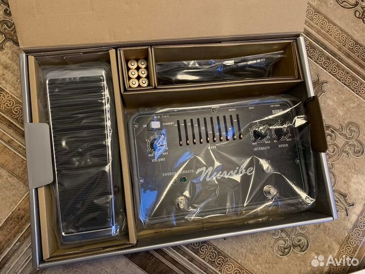 Korg Nuvibe Vibrato Chorus педаль эффектов