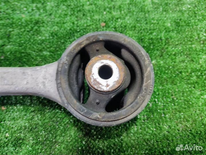 Опора (подушка) двигателя верхняя Honda Civic 4D