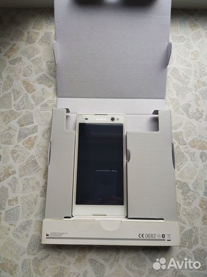 Sony Xperia C3, 8 ГБ