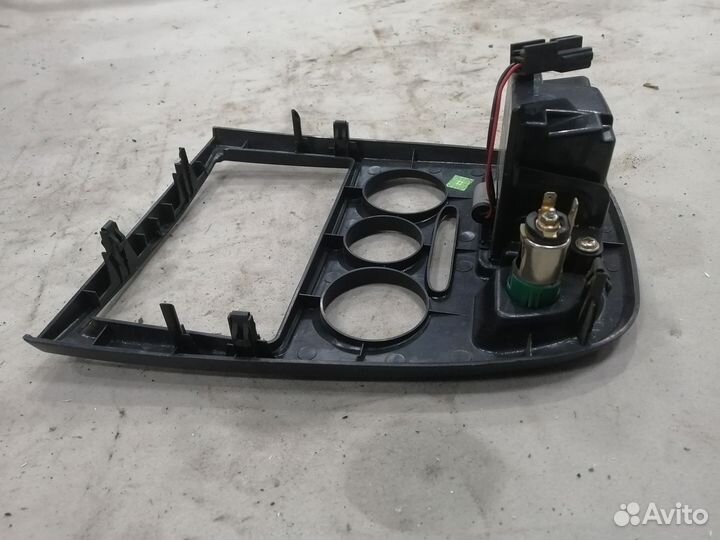 Консоль центральная для Kia RIO 1999-2002