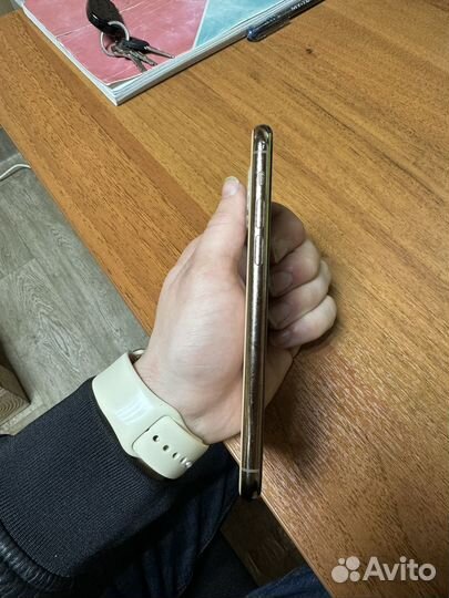iPhone 11 Pro, 64 ГБ