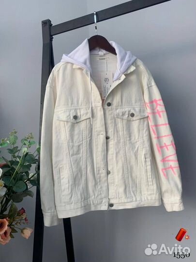 Куртка джинсовая