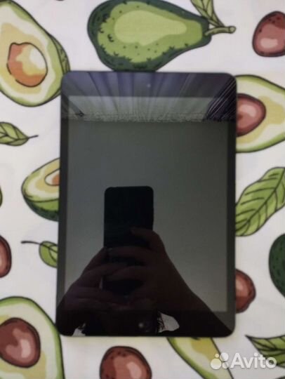 Планшет Apple iPad mini бу на запчасти