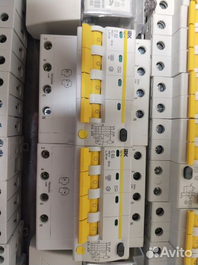 Автоматы узо диф IEK