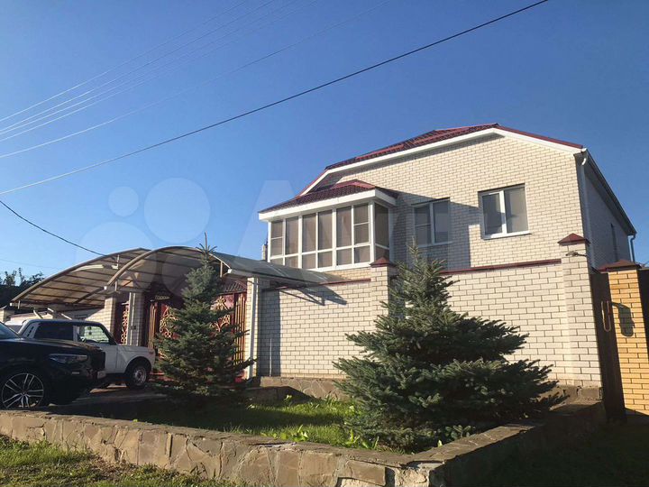 Дом 190 м² на участке 9 сот.