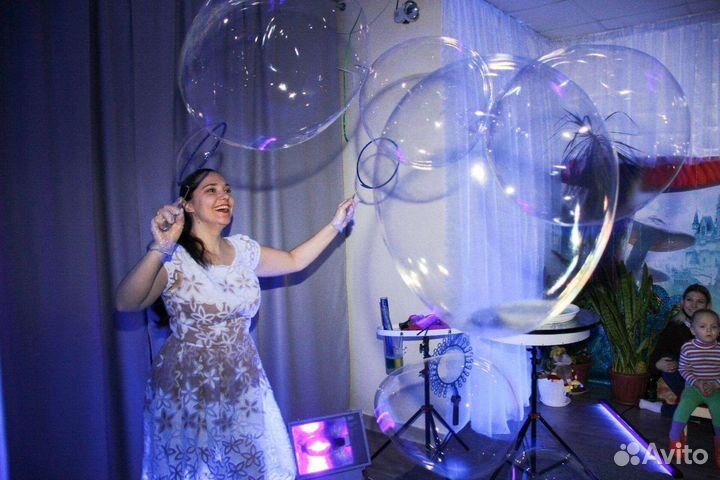 Шоу контактных мыльных пузырей