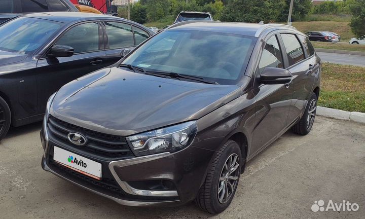 LADA Vesta 1.6 МТ, 2018, 49 000 км