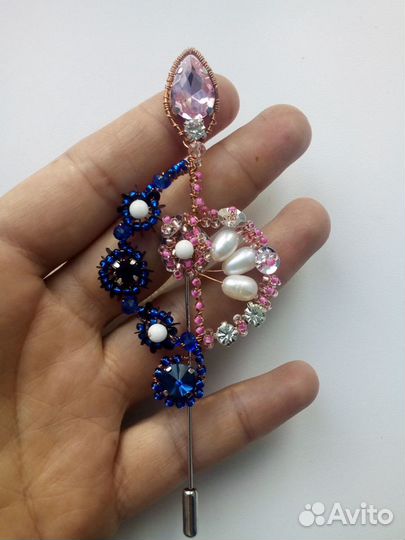 Брошь из бисера