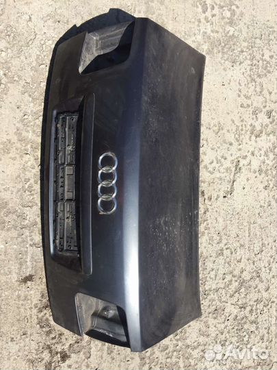 Крышка багажника Audi A8 D3