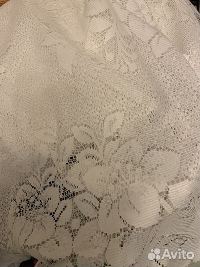 Тюль, занавески с воланом и петлями на окно