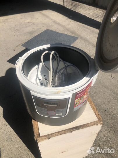 Мультиварка redmond