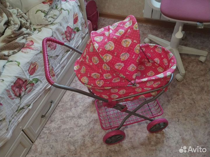 Коляска кукольная