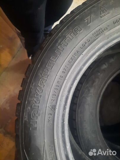 Nokian Tyres Hakkapeliitta 7 215/55 R16