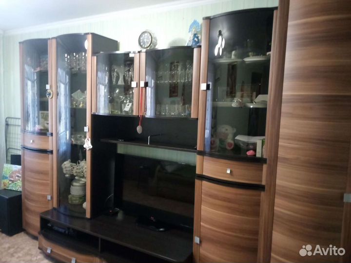 Стенка в гостиную