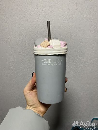 Кружка с трубочкой и крышкой красивая