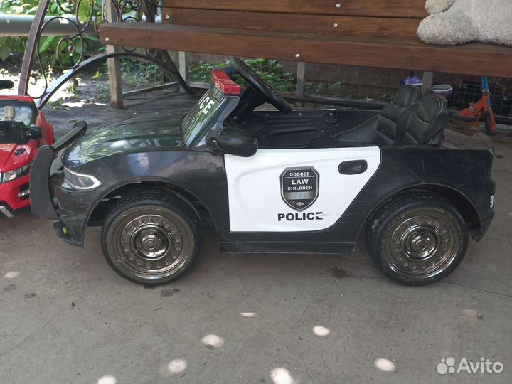 Детский электро автомобиль