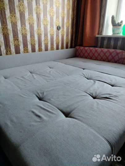 Угловой диван бу