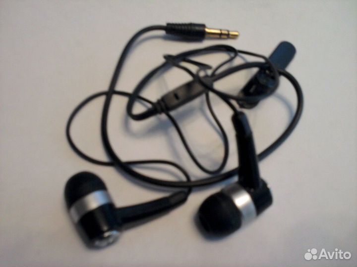 Наушники новые