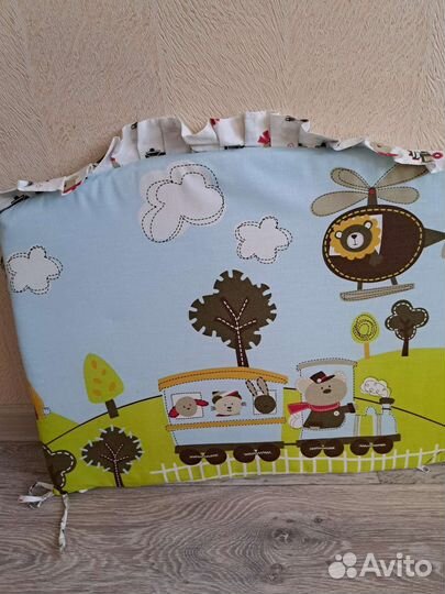 Бортики в кроватку + балдахинс держателем