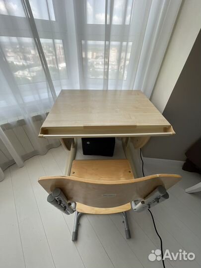 Растущая парта / школьный стул (комплект)