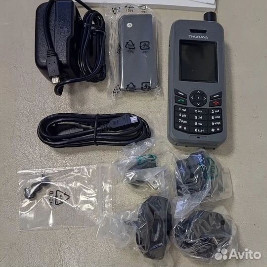 Спутниковый телефон thuraya XT-lite
