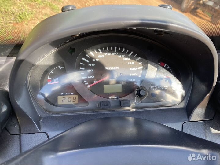 Suzuki skywave 250