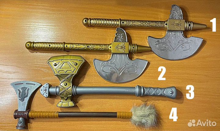 Игрушечный топор