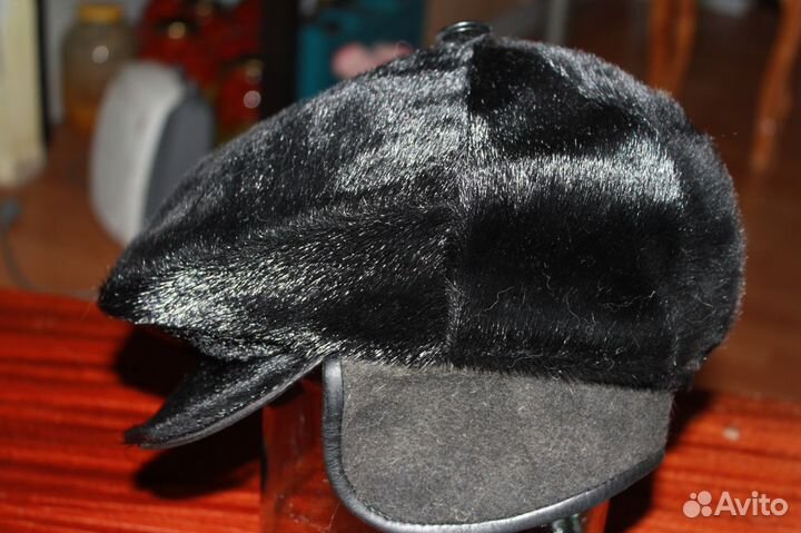 Продам зимнюю кепку из нерпы бу р.58