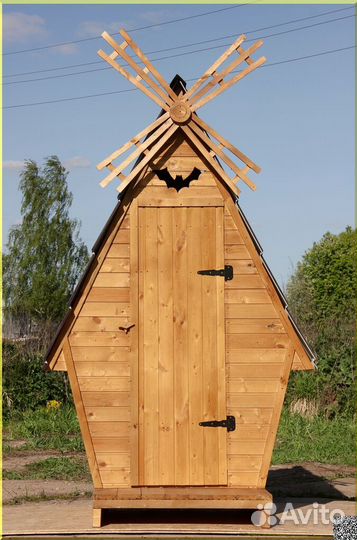 Дачный туалет деревянный BLU778