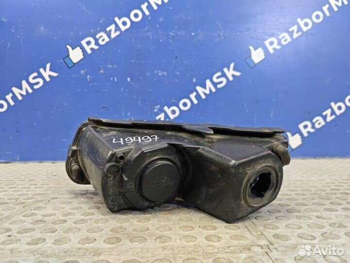 Фара противотуманная передняя правая Volkswagen