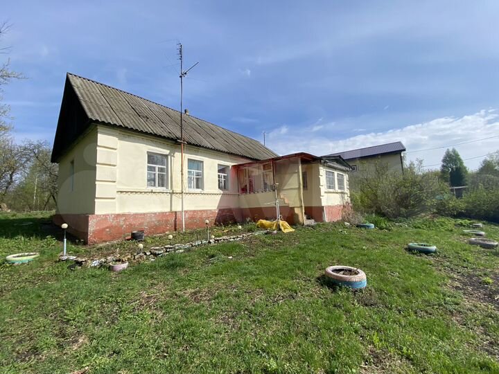 Дом 64 м² на участке 55 сот.