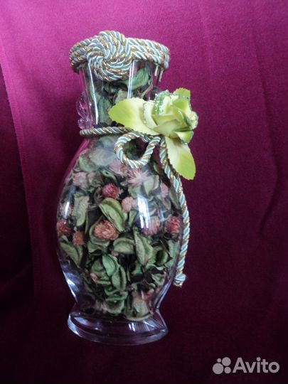 Ваза декоративная, подсвечники к празднику