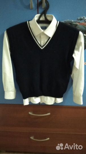 Рубашка и жилетка для школы