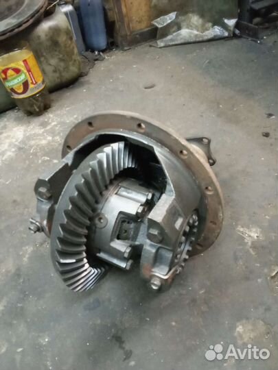 Продам редуктор