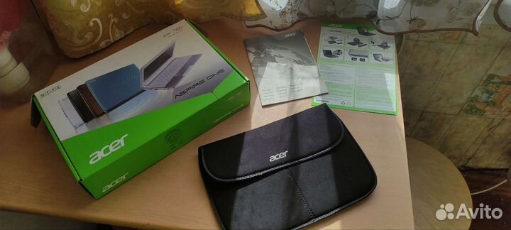 169. Чехол и коробка от нетбука Acer