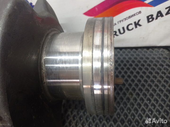 Коленвал Renault Magnum