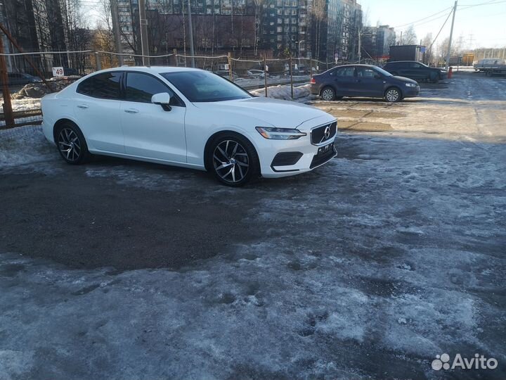 Volvo S60 2.0 AT, 2019, 116 000 км