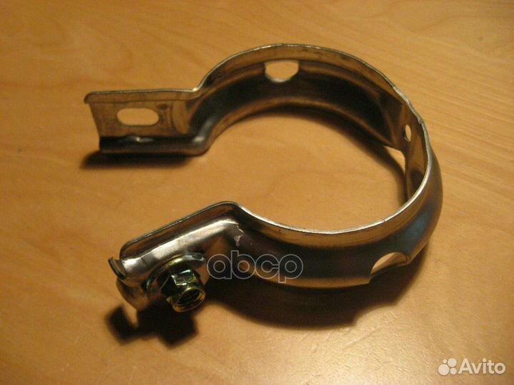 Зажим трубы глушителя 1745250050 toyota