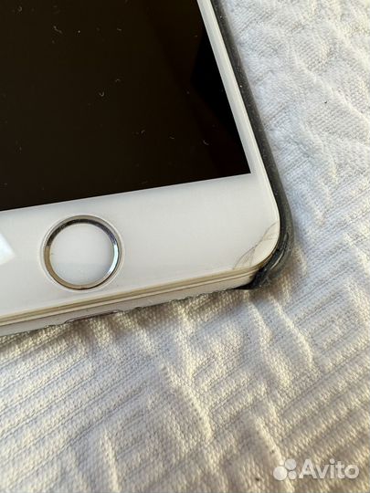 Телефон iPhone 6s