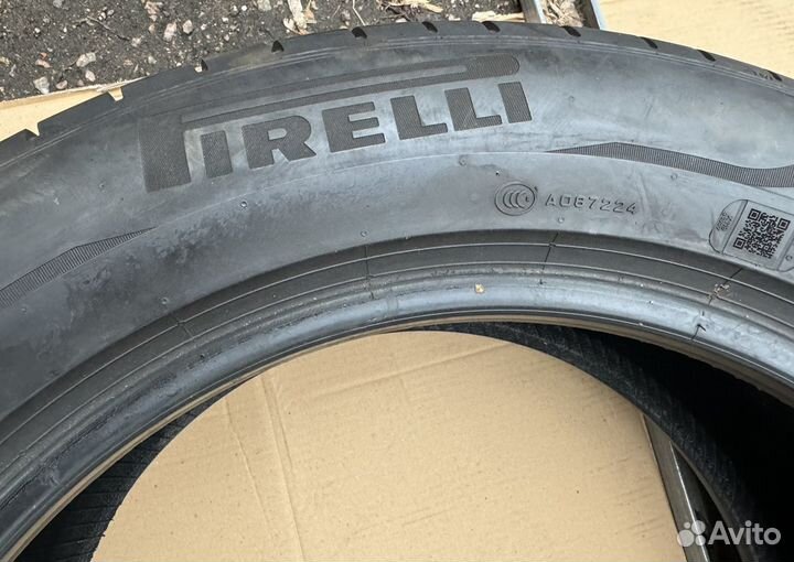 Pirelli P Zero PZ4 265/50 R19 110W