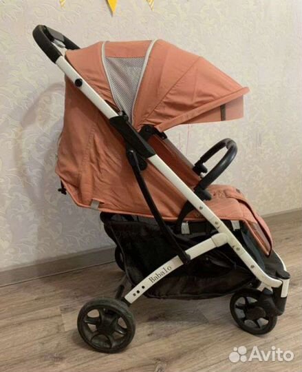 Прогулочная коляска