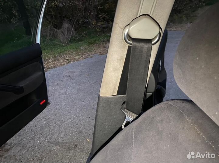 Ремни безопасности Volkswagen Jetta 4