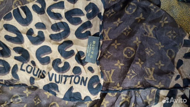 Платок шейный шелк 66см louis vuitton италия lv