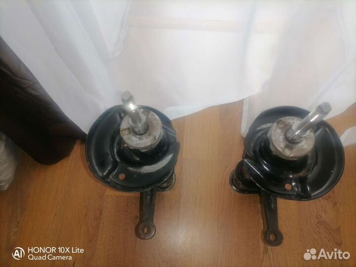 Передние стойки LADA kalina