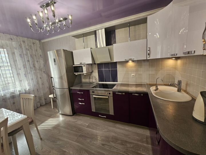 2-к. квартира, 64 м², 4/10 эт.