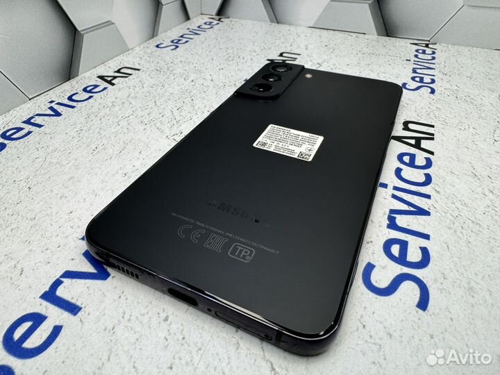 Samsung Galaxy S22+, 8/128 ГБ