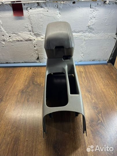 Подлокотник Chery Fora А21 2 2008