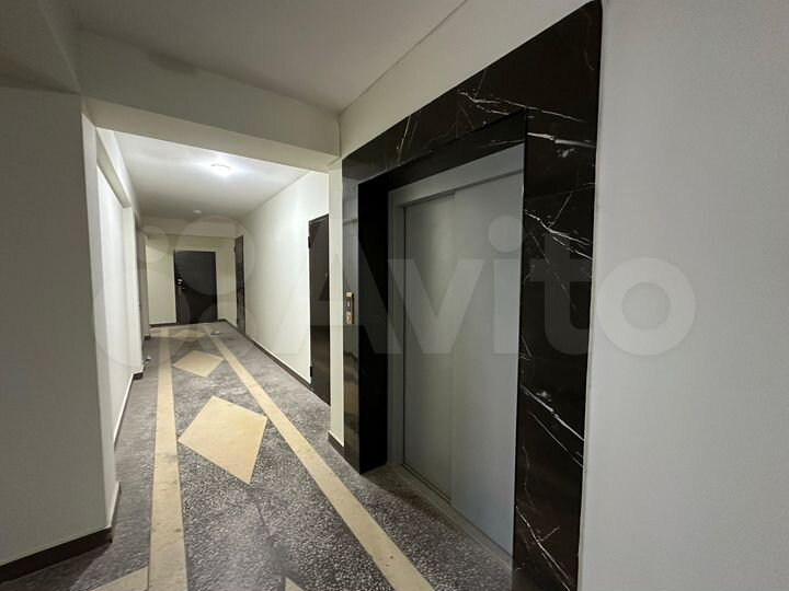 2-к. квартира, 90 м², 3/9 эт.