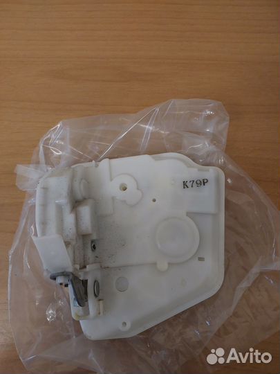 Автомобильные замки на четыри двери